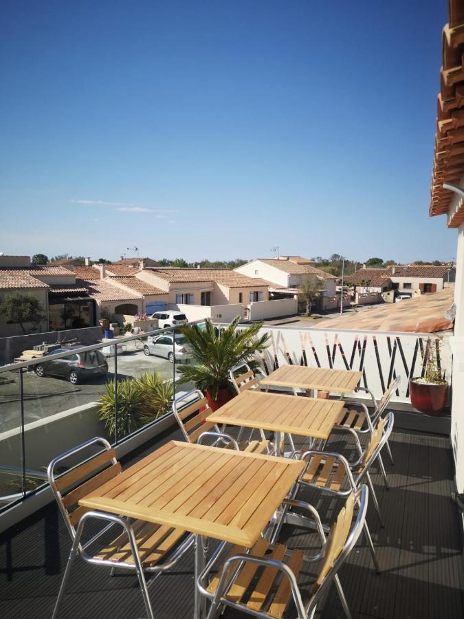 Appartement Au Dessus De La Maison Du Saunier Salin-de-Giraud Esterno foto